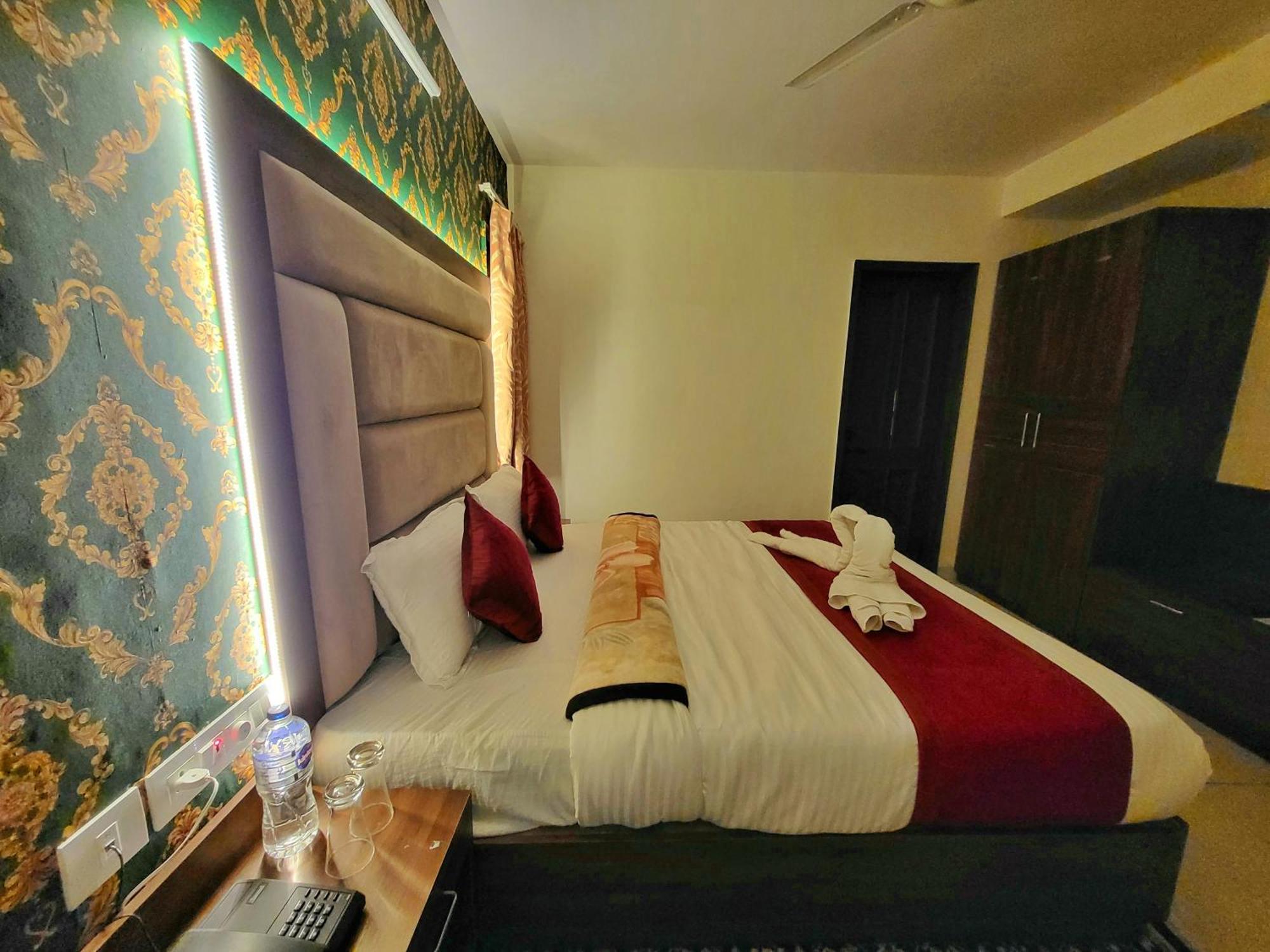 שימלה Bay Leaf By Live Inn מראה חיצוני תמונה